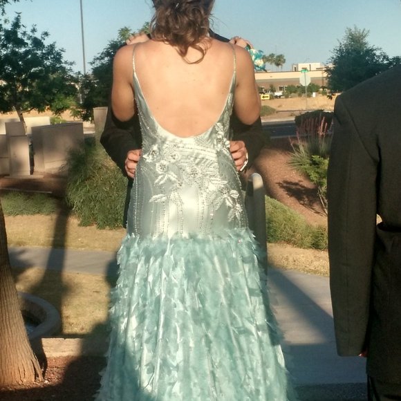 STUNNING SILK Gown | M | Beaded & Sequined | Floral Appliques | ICE BLUE | EVC - Picture 3 of 16